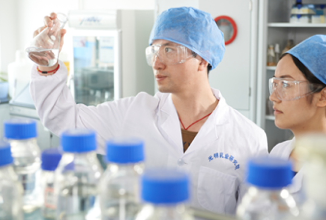 光明乳業攜手華熙生物 以生物科技賦能乳品創新，共筑女性健康新生態